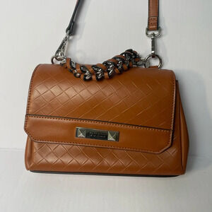 Guess Tan Leather Crossbody Bag Silver Braided Chain Handle EUC Like New